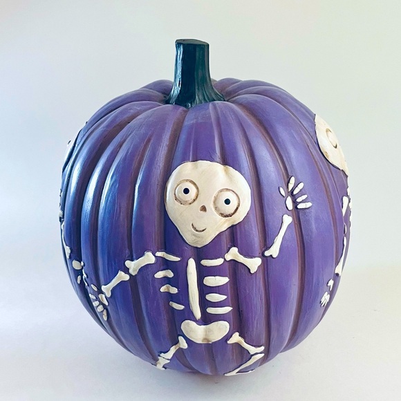 Skeleton Pumpkin Decor - Picture 3 of 6